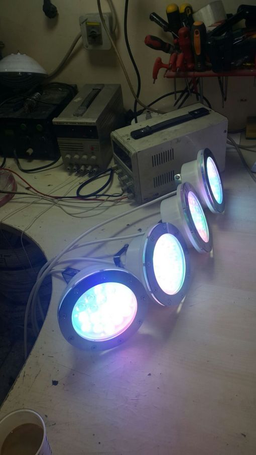  RGB GOMME LED ARMATÜR